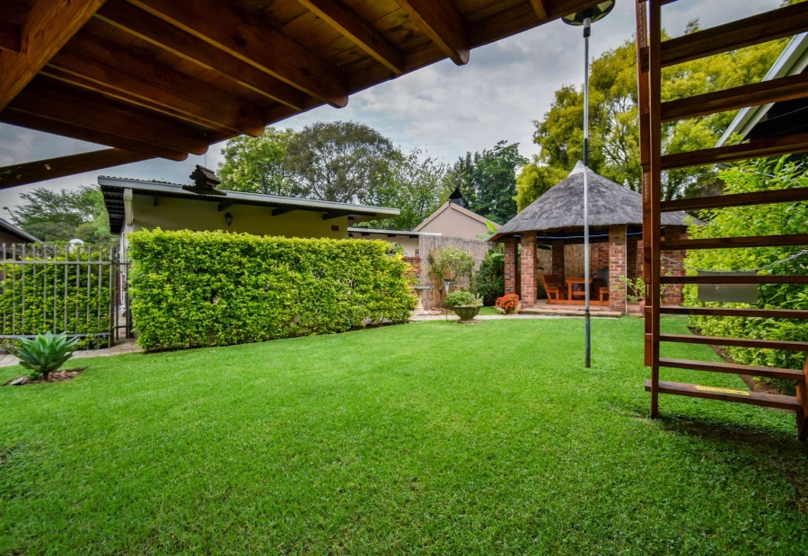 2 Bedroom Property for Sale in Garsfontein Gauteng