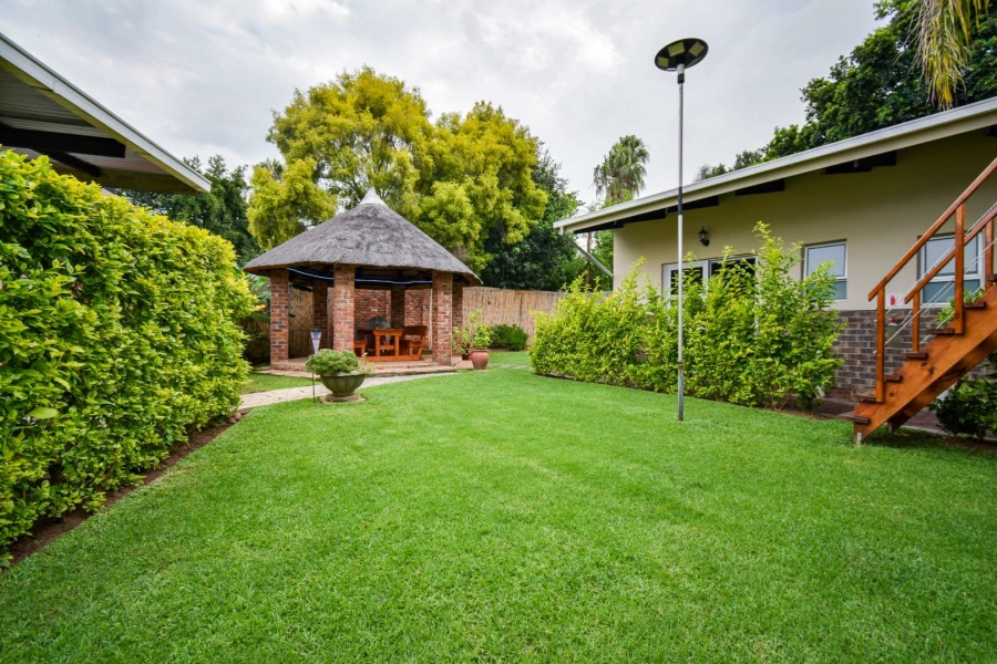 2 Bedroom Property for Sale in Garsfontein Gauteng