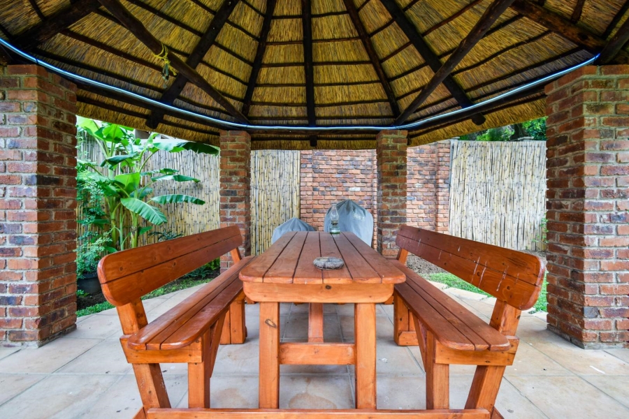 2 Bedroom Property for Sale in Garsfontein Gauteng