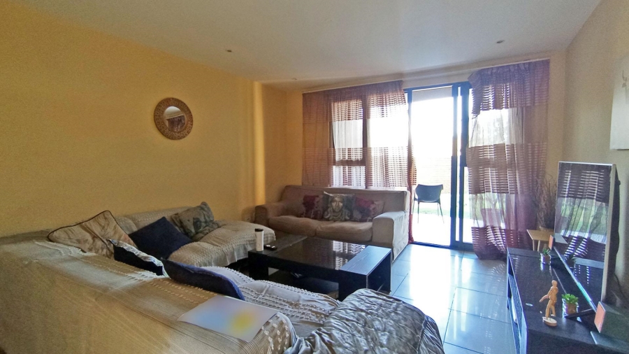 2 Bedroom Property for Sale in Rooihuiskraal North Gauteng