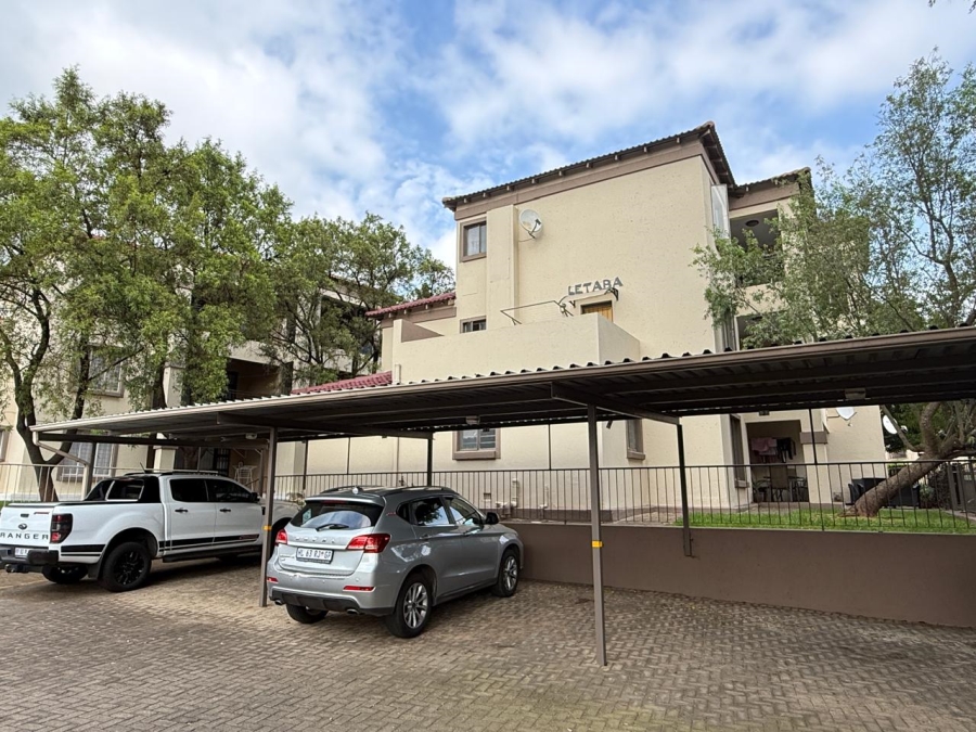 2 Bedroom Property for Sale in Weltevreden Park Gauteng