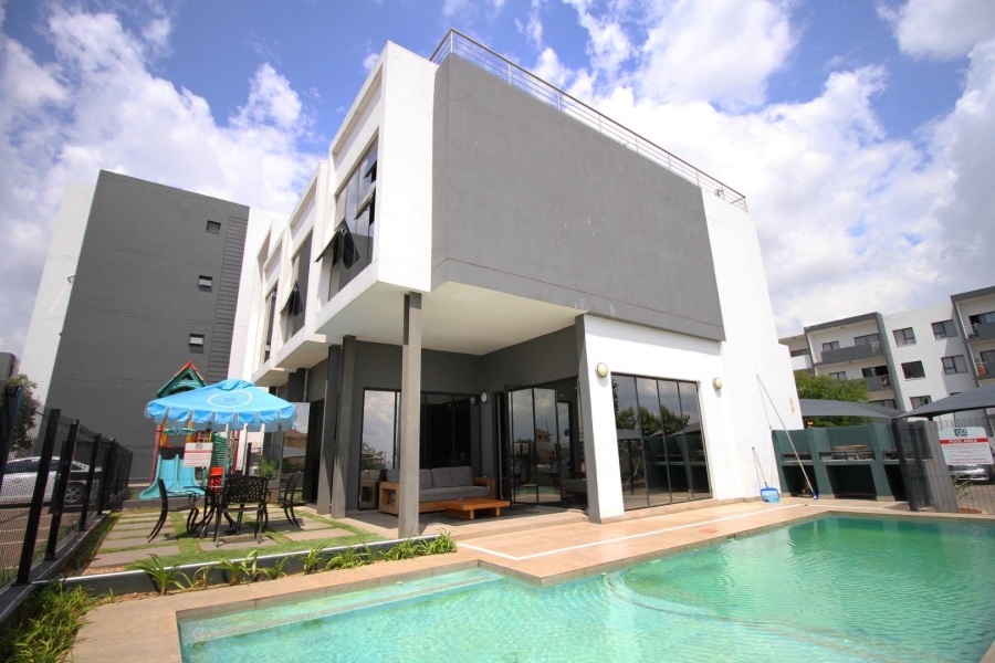 To Let 2 Bedroom Property for Rent in Carlswald Gauteng