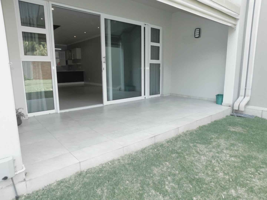 To Let 2 Bedroom Property for Rent in Bryanston Gauteng