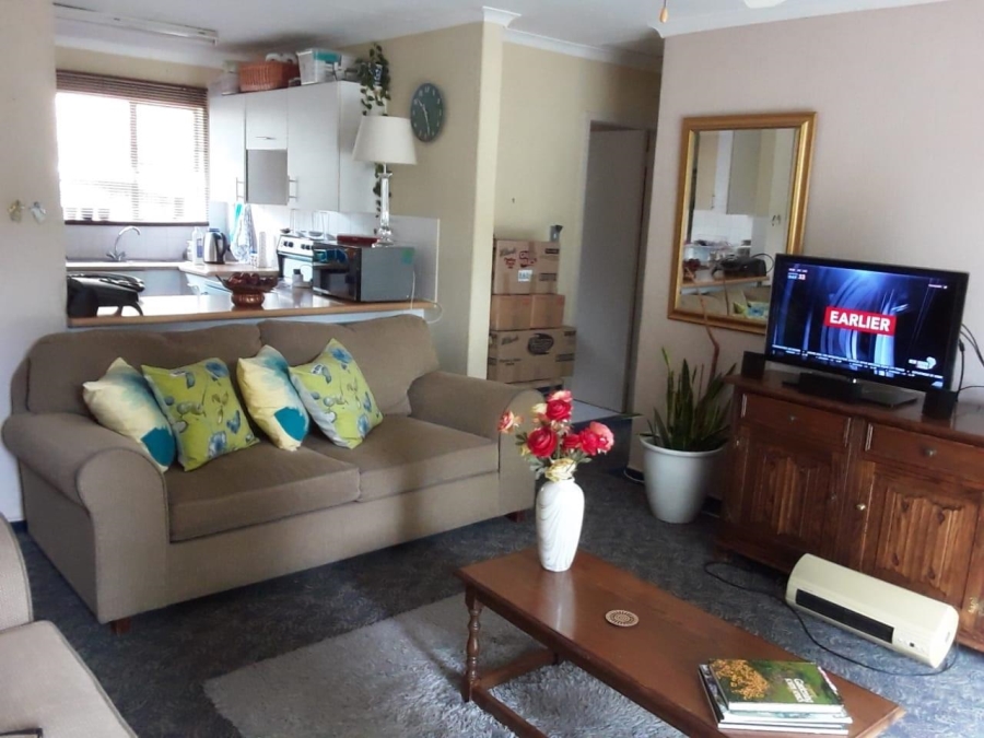 To Let 2 Bedroom Property for Rent in Northwold Gauteng