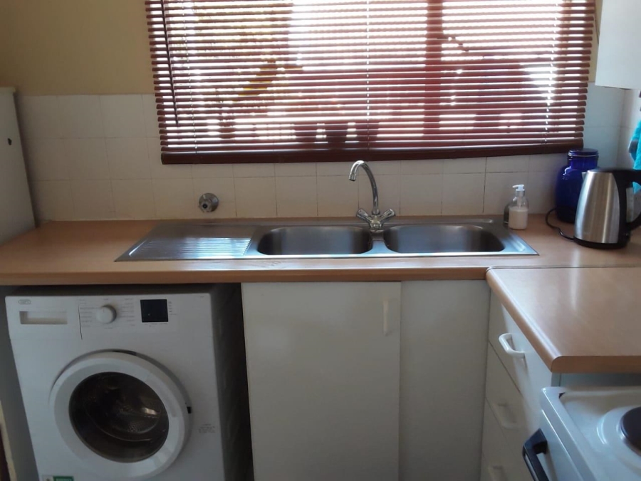 To Let 2 Bedroom Property for Rent in Northwold Gauteng