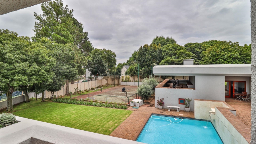 6 Bedroom Property for Sale in Hyde Park Gauteng