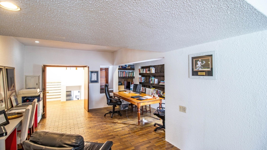 6 Bedroom Property for Sale in Hyde Park Gauteng