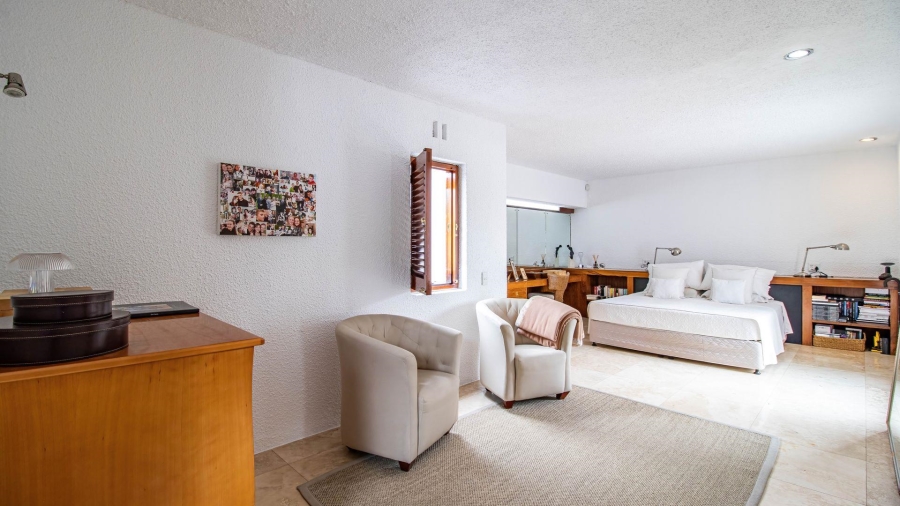 6 Bedroom Property for Sale in Hyde Park Gauteng