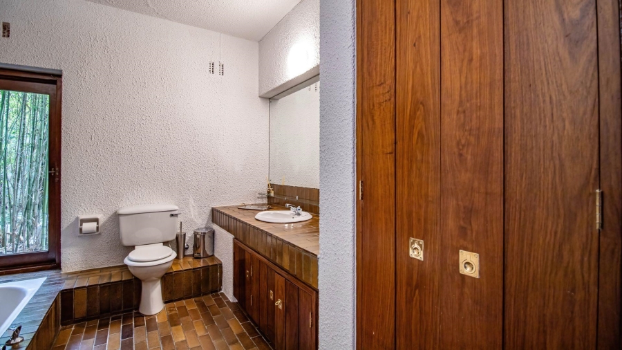 6 Bedroom Property for Sale in Hyde Park Gauteng