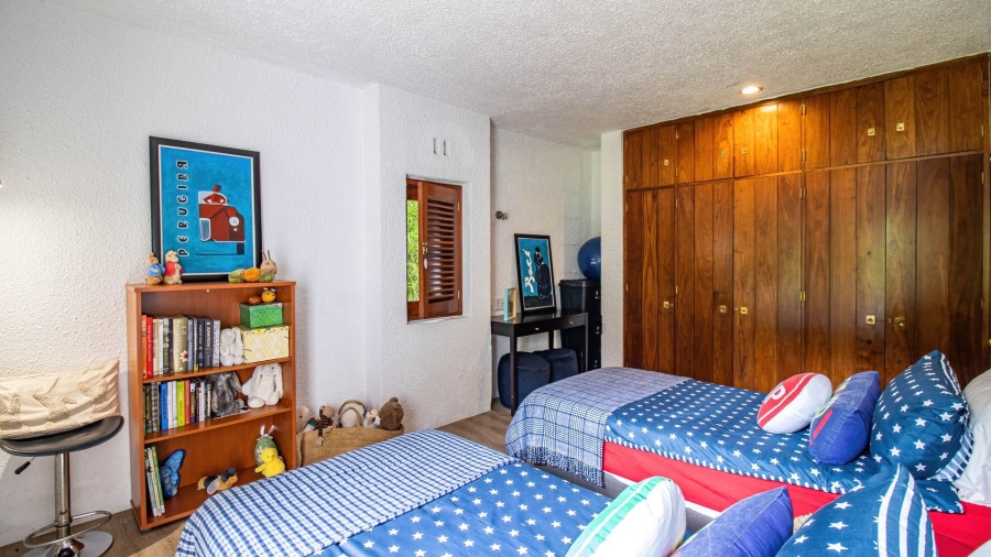 6 Bedroom Property for Sale in Hyde Park Gauteng