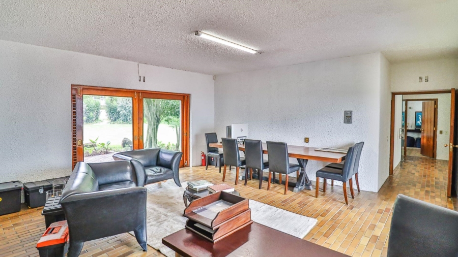 6 Bedroom Property for Sale in Hyde Park Gauteng