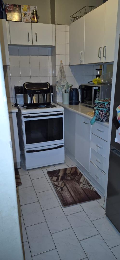 2 Bedroom Property for Sale in Die Hoewes Gauteng