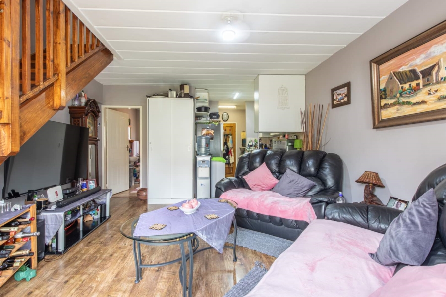 3 Bedroom Property for Sale in Wilgeheuwel Gauteng