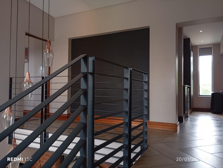 4 Bedroom Property for Sale in Glen Eagle Estate Gauteng