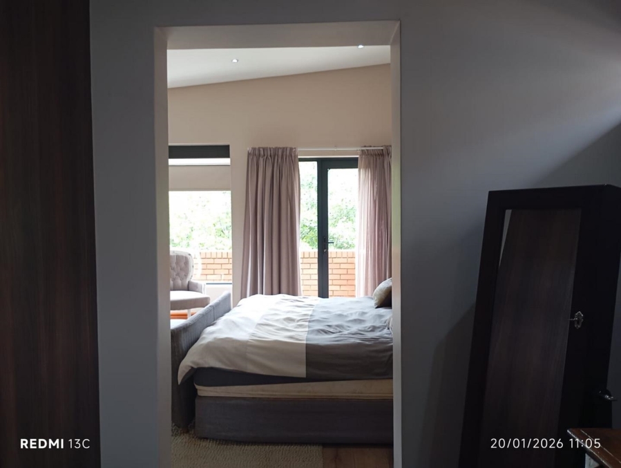 4 Bedroom Property for Sale in Glen Eagle Estate Gauteng