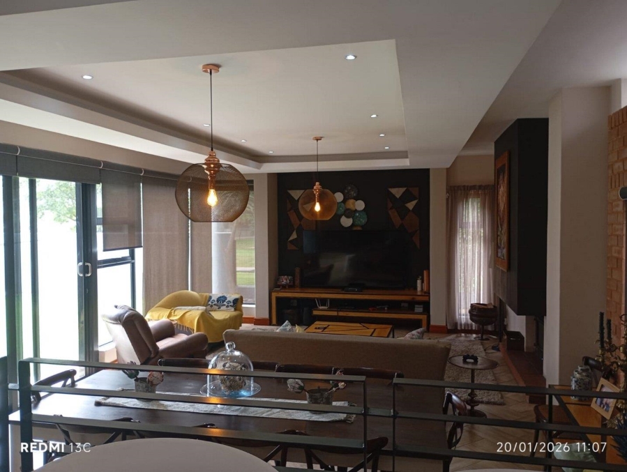 4 Bedroom Property for Sale in Glen Eagle Estate Gauteng