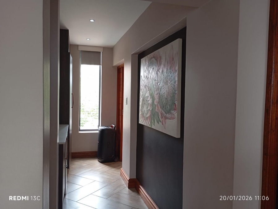 4 Bedroom Property for Sale in Glen Eagle Estate Gauteng