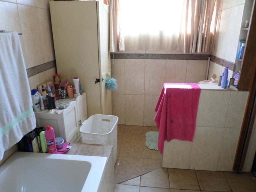 3 Bedroom Property for Sale in Lilianton Gauteng