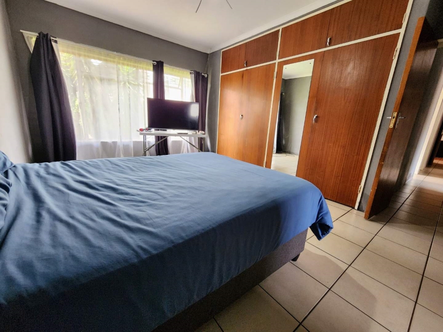 7 Bedroom Property for Sale in Rietfontein Gauteng