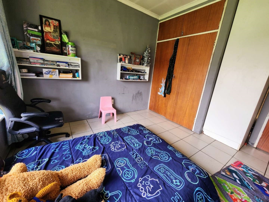 7 Bedroom Property for Sale in Rietfontein Gauteng