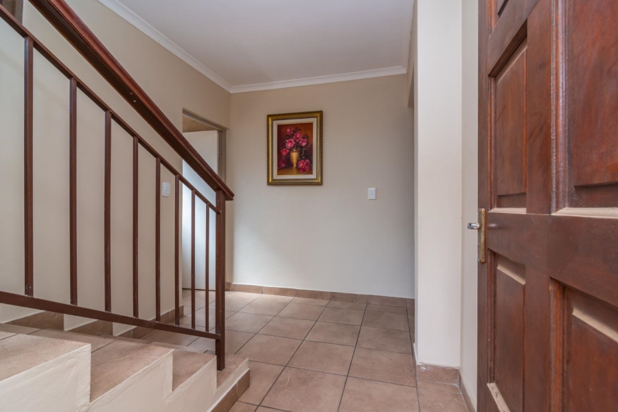 4 Bedroom Property for Sale in Ruimsig Gauteng