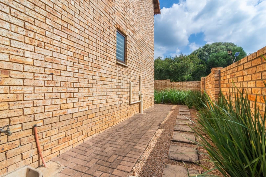 4 Bedroom Property for Sale in Ruimsig Gauteng