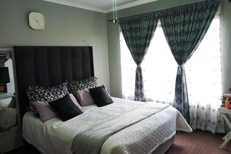 3 Bedroom Property for Sale in Elandspark Gauteng