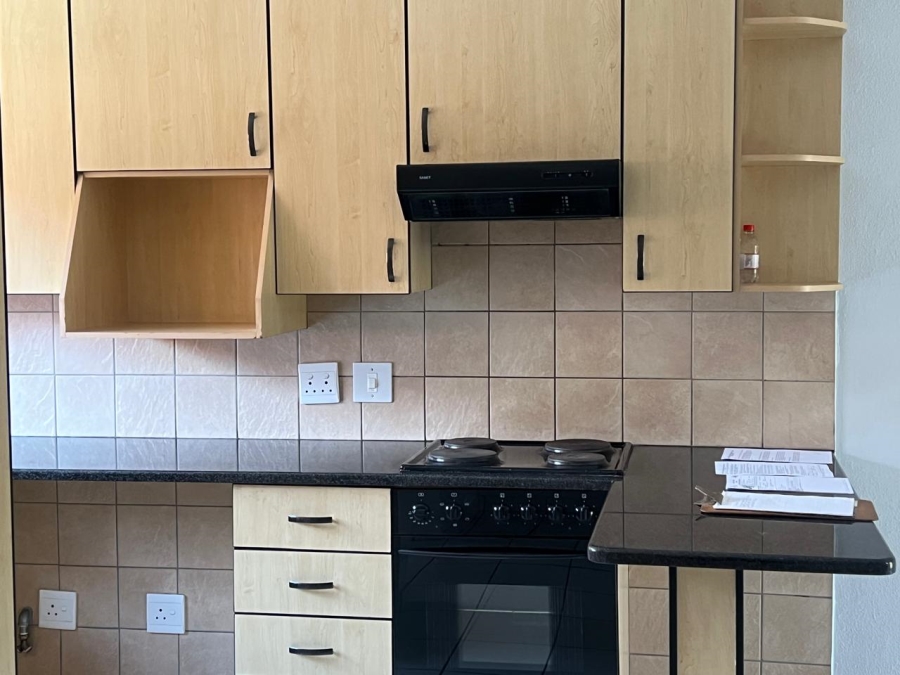 2 Bedroom Property for Sale in Florentia Gauteng