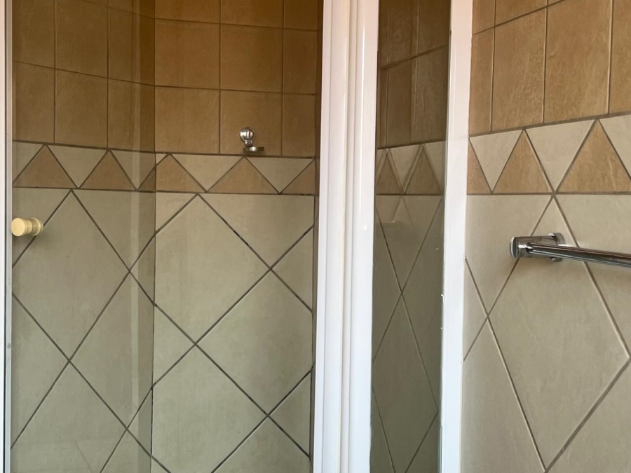 2 Bedroom Property for Sale in Florentia Gauteng