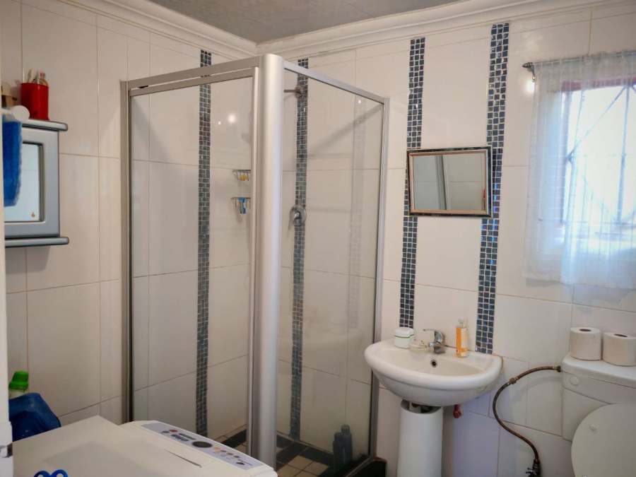 3 Bedroom Property for Sale in Lenasia Ext 13 Gauteng