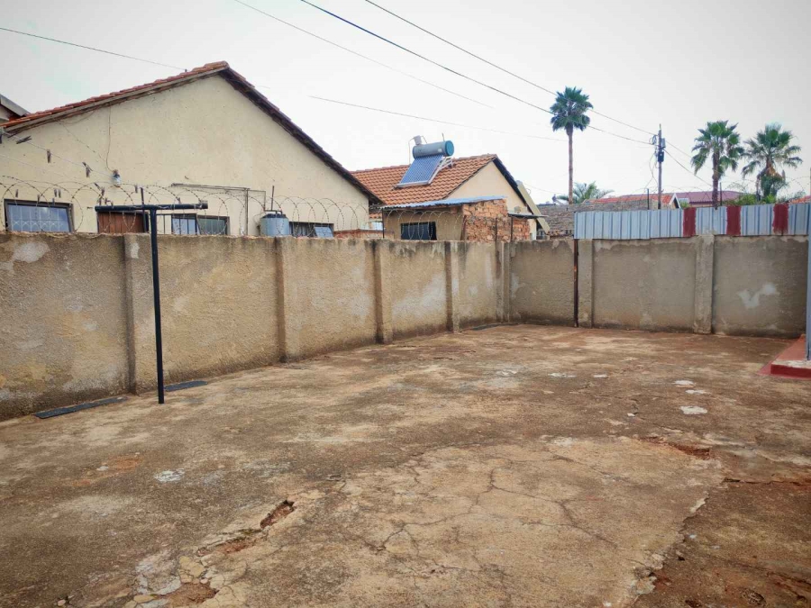 3 Bedroom Property for Sale in Lenasia Ext 13 Gauteng