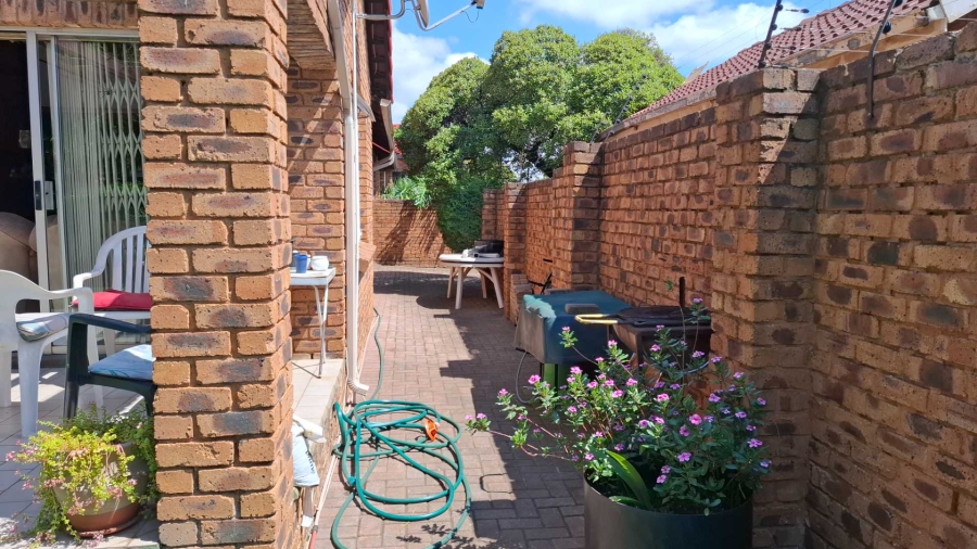 3 Bedroom Property for Sale in Randhart Gauteng