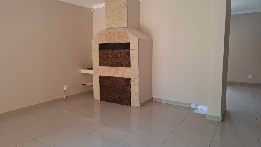 3 Bedroom Property for Sale in New Redruth Gauteng