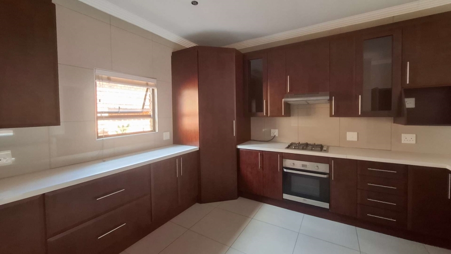 3 Bedroom Property for Sale in New Redruth Gauteng