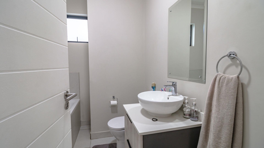 2 Bedroom Property for Sale in Halfway Gardens Gauteng