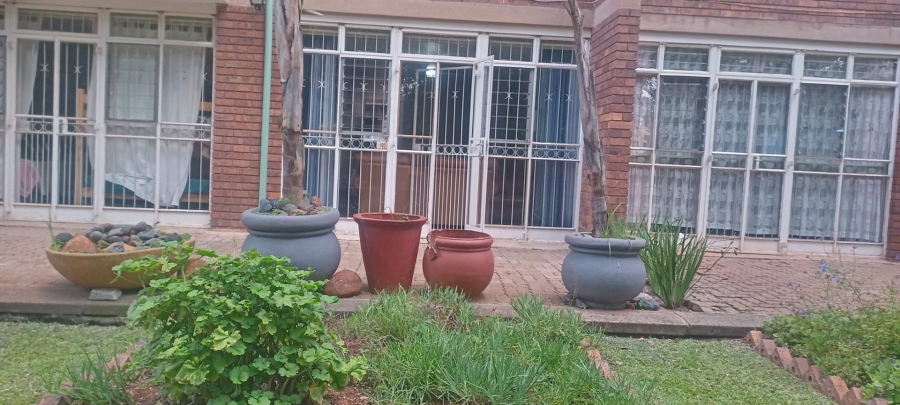 2 Bedroom Property for Sale in Silverton Gauteng