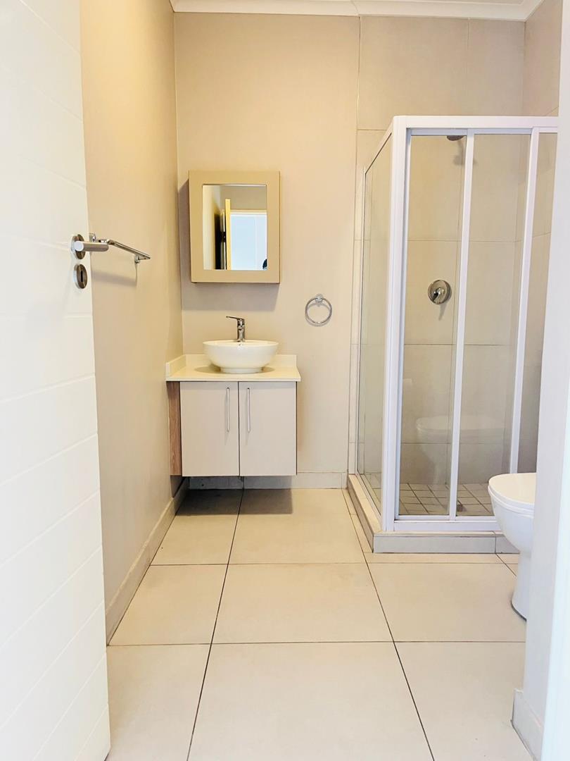 1 Bedroom Property for Sale in Carlswald North Gauteng