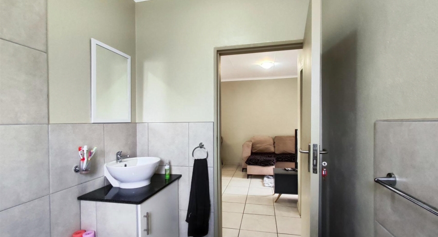2 Bedroom Property for Sale in Benoni North Gauteng