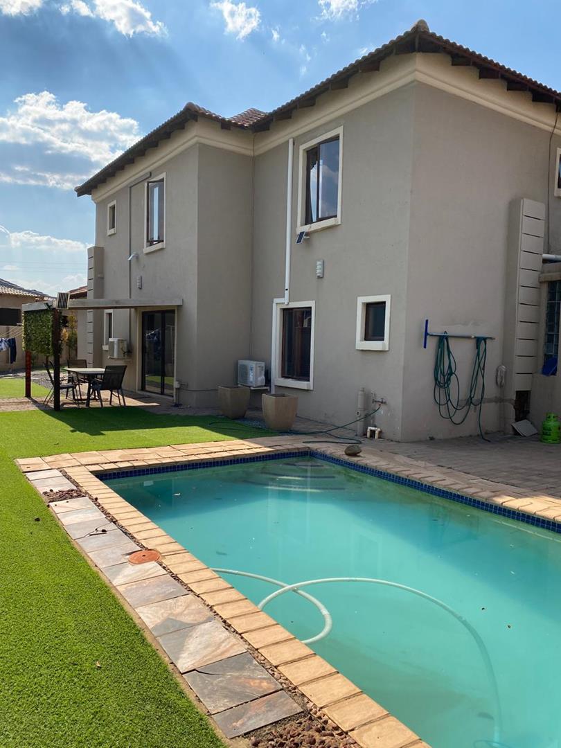 To Let 1 Bedroom Property for Rent in Savannah Country Estate Gauteng