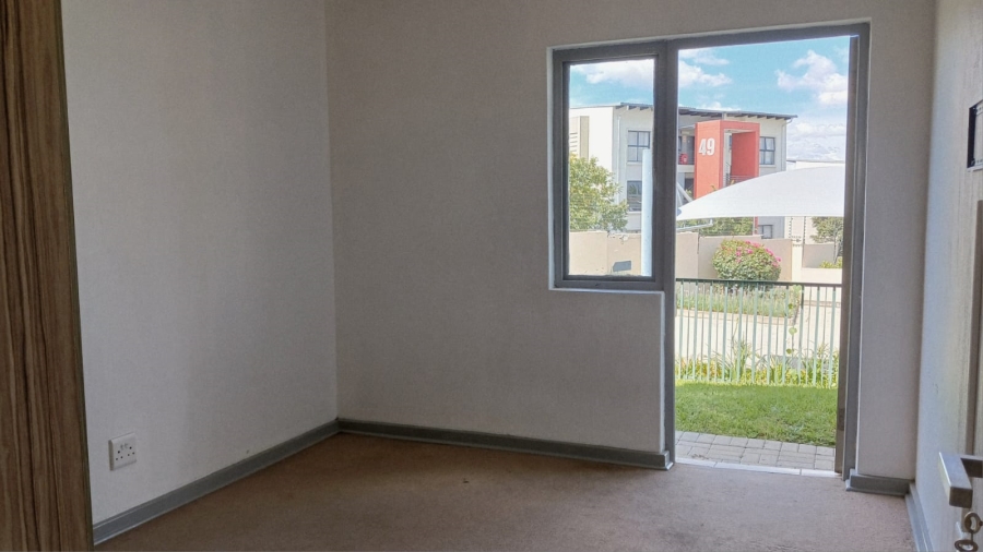 2 Bedroom Property for Sale in Beverley Gauteng