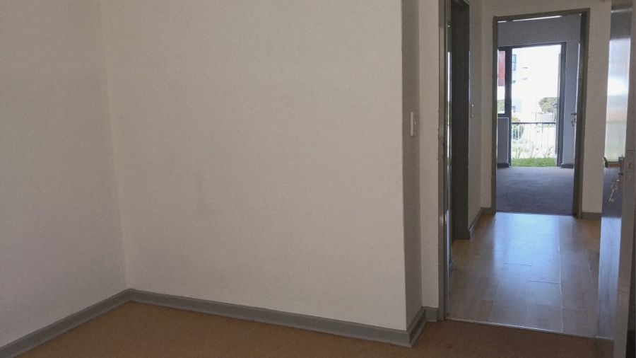 2 Bedroom Property for Sale in Beverley Gauteng