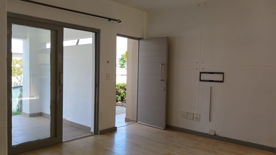 2 Bedroom Property for Sale in Beverley Gauteng