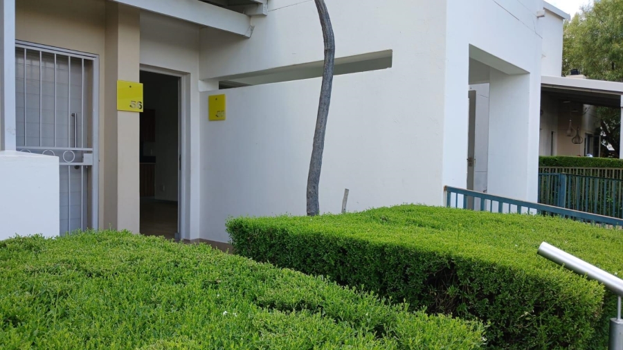 2 Bedroom Property for Sale in Beverley Gauteng