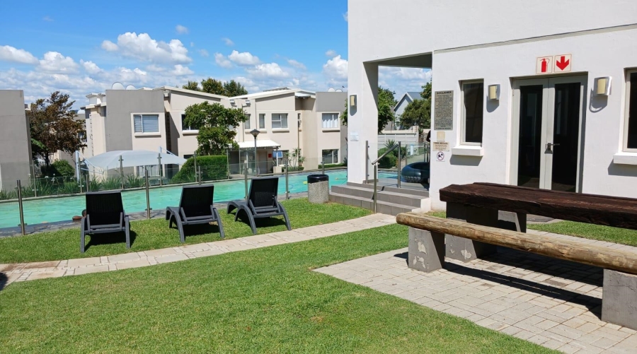 2 Bedroom Property for Sale in Beverley Gauteng