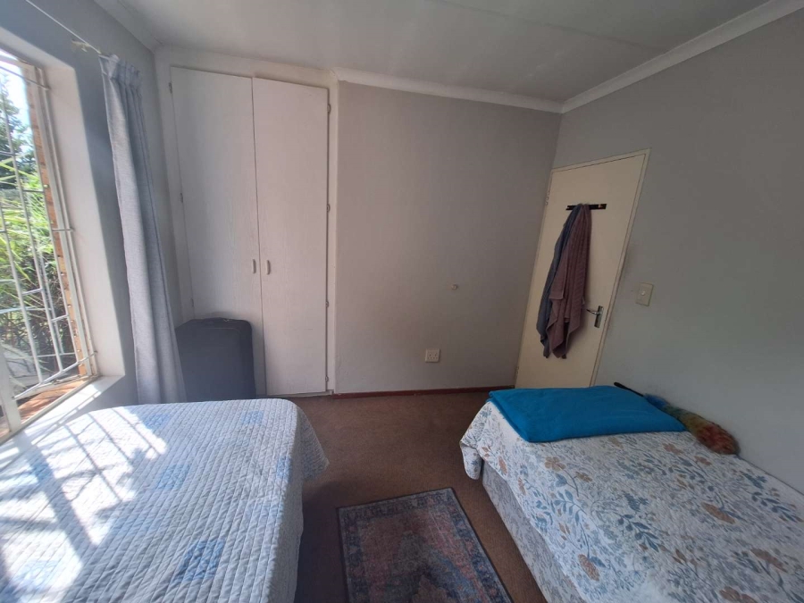 To Let 3 Bedroom Property for Rent in Roodepoort Gauteng