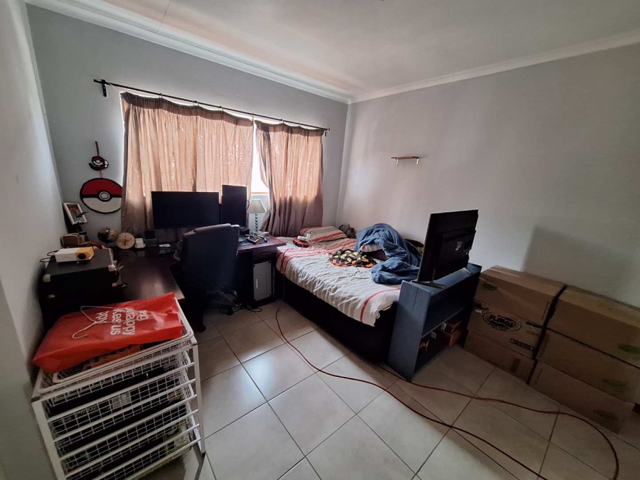 To Let 2 Bedroom Property for Rent in Northwold Gauteng