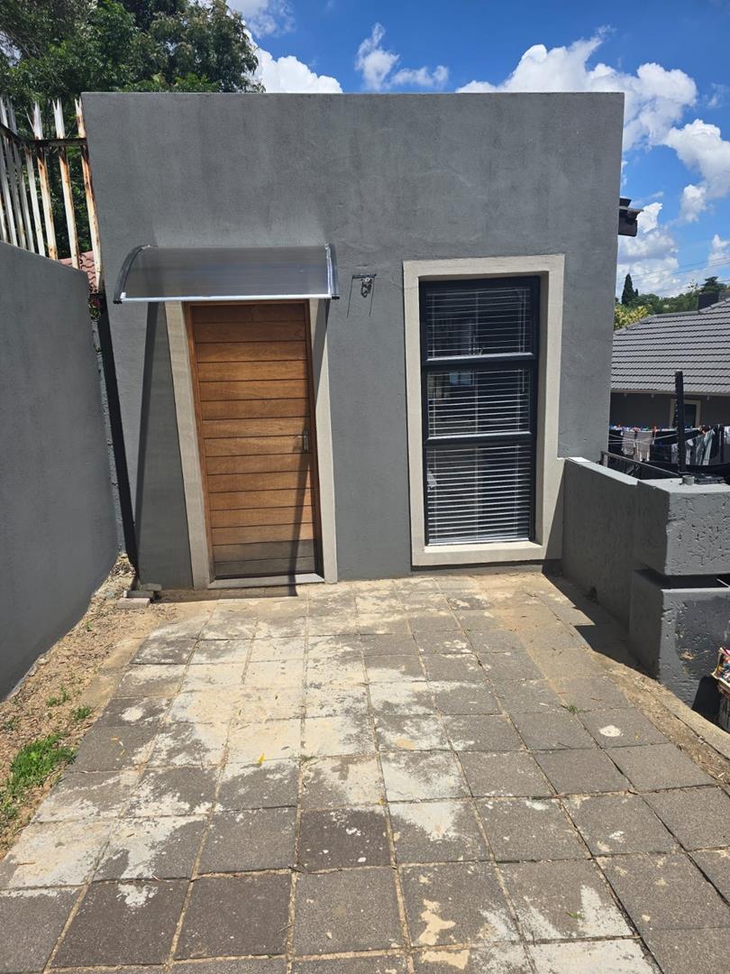 1 Bedroom Property for Sale in Mondeor Gauteng