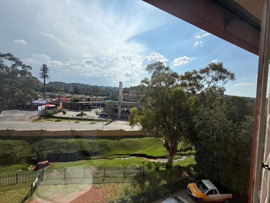 0 Bedroom Property for Sale in Helderkruin Gauteng