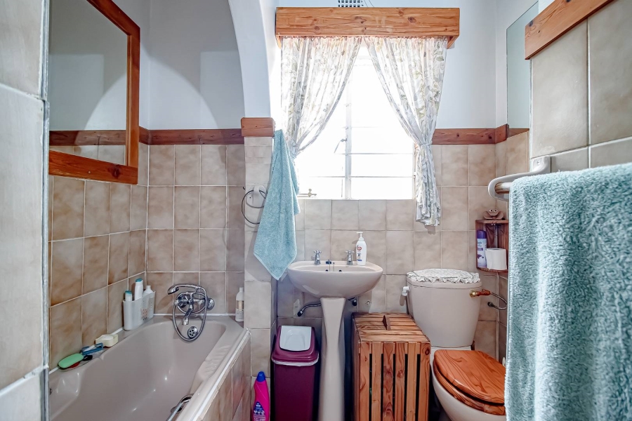 4 Bedroom Property for Sale in Doringkloof Gauteng