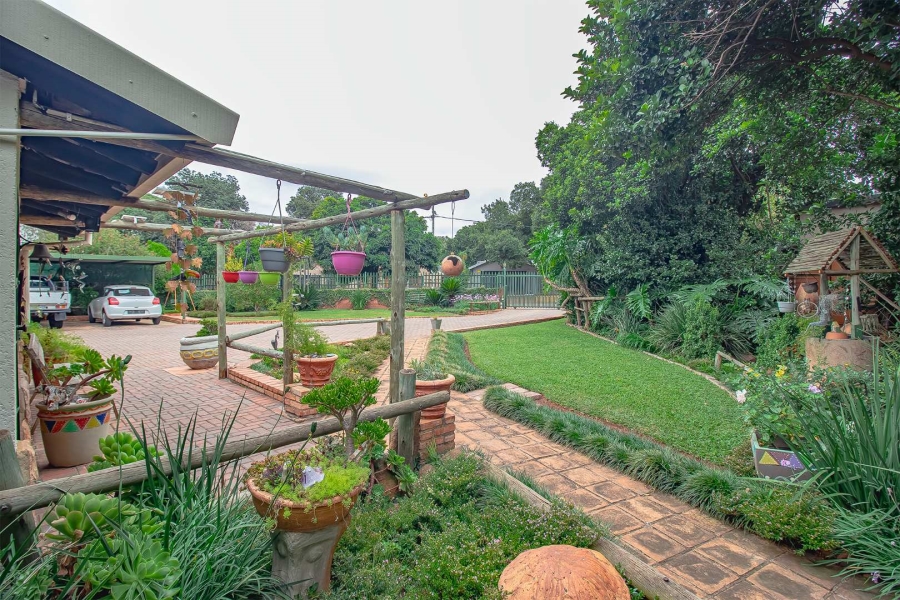 4 Bedroom Property for Sale in Doringkloof Gauteng